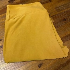 Solid OS Mustard Leggings